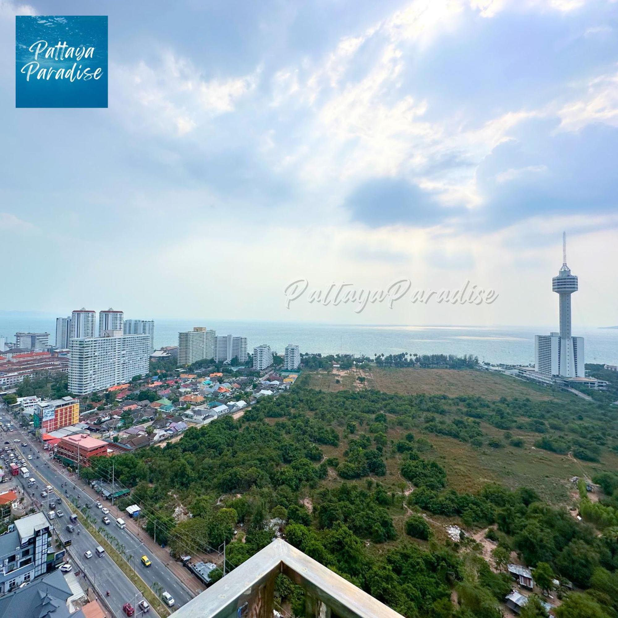 Grande Caribbean Resort Pattaya Exterior photo